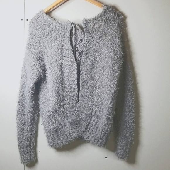 Knox Rose Fuzzy Gray sweater w/lace back detail. - Picture 4 of 7